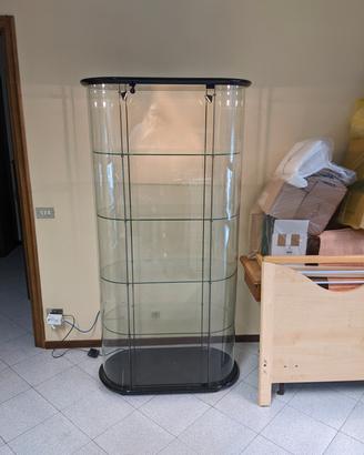 vetrinetta espositiva  Rimadesio con illuminazione