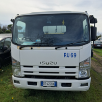 Isuzu NPR 75