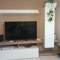 Soggiorno Parete Bianco Lucido e Legno 