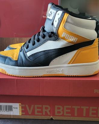 Scarpe Puma modello Rebound V6
