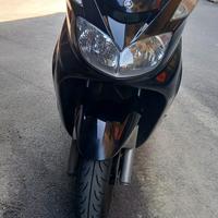 Yamaha Majesty 400