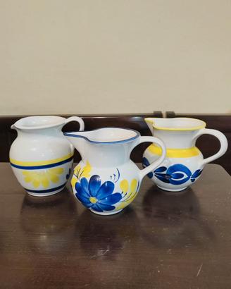 Vasi in ceramica dipinti a mano
