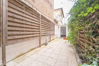 BILOCALE CON GIARDINO IN VIA DEI QUINTILI!