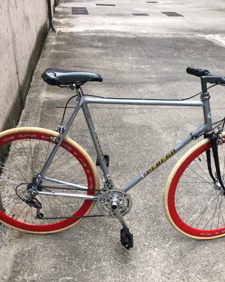 Bici tourin ruote profilo alto