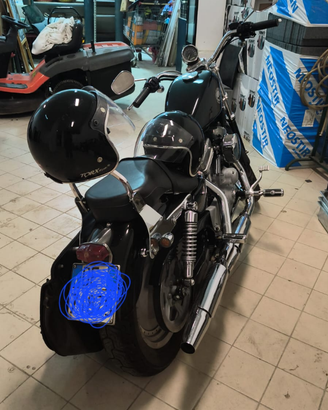 Harley Davidson xlc 883 custom