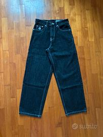 Pantaloni jeans