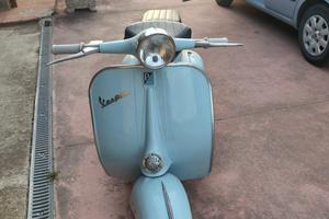 piaggio vespa 