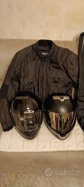 caschi e abbigliamento moto