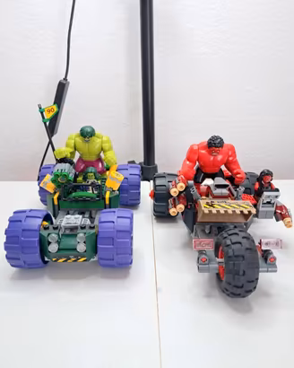 LEGO® Marvel – Hulk vs. Red Hulk Set 76078