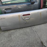 Sponda Mitsubishi L200