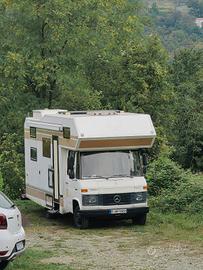 Mercedes Oldtimer 1979 508 D