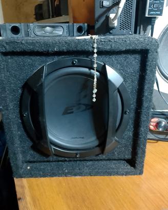 sub woofer amplificato alpine 