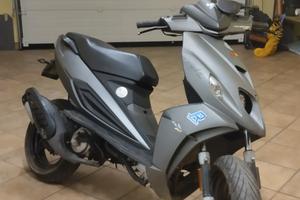 PHANTOM  F12R 2POSTI TRATTABILE leggi descrizione 