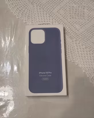 Cover in silicone apple iphone 16pro nuova
