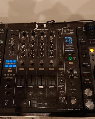 2 Pioneer CDJ 2000 nxs + DJM 900 nxs + case