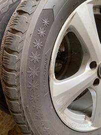 Gomme termiche 215/60/R17 100V