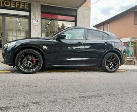 Alfa Romeo Stelvio 2.2 Turbodiesel 210 CV AT8 Q4 V