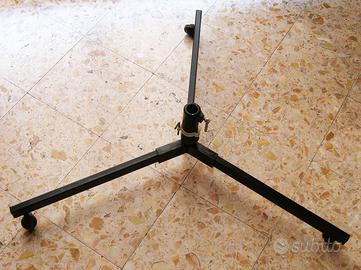 Manfrotto base larga nera acciaio con rotelle per