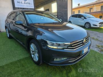 VW Passat Variant 2.0 TDI 150CV -2022