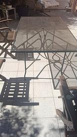 Tavolo in ferro battuto