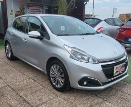 Peugeot 208 PureTech 82 5 porte Allure