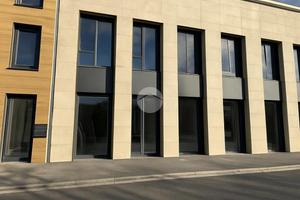 NEGOZIO A SCANZOROSCIATE