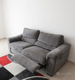 Divano semi nuovo 4 posti