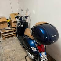 Vespa 300 gts
