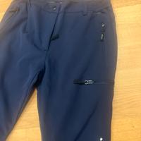 Pantaloni anti freddo per  attività invernali .