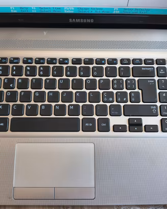 Notebook Samsung NP270