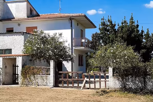 Masseria con terreno a Caianello 