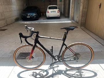 Cube Nuroad C:62 Pro - Bici Gravel Carbonio