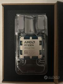 Bundle amd ryzen 9700x + B650 gaming matx Nuovo