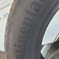 DISPONGO 4 PNEUMATICI NUOVI RENAULT CAPTUR 2025