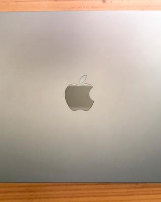 MacBook Air M2