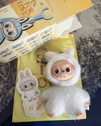 Labubu pin for love H