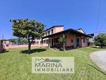 Villetta a schiera di 120 m² con 4 locali e box au