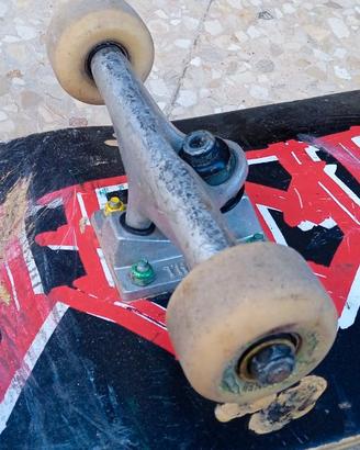 Truck e ruote skateboard