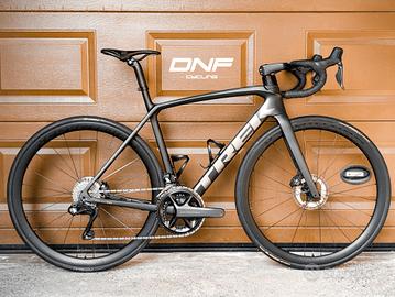 TREK EMONDA SLR 7 ULTEGRA Di2 ⚫ 54/M ⚫