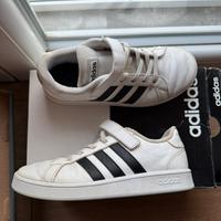 Scarpe Adidas usate n. 34 da bimbi