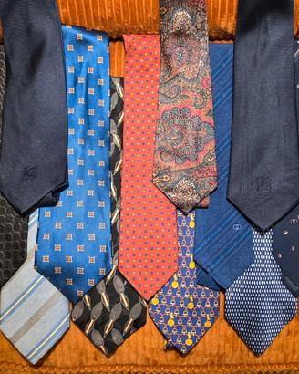 Cravatte vintage di marca (14)