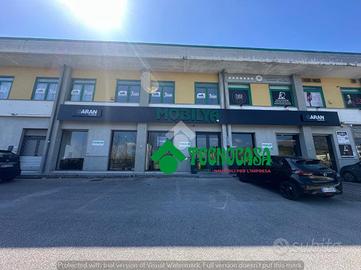 NEGOZIO A MONTEFORTE IRPINO