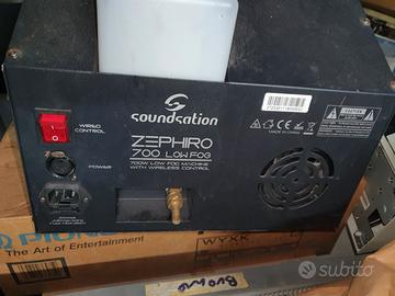 Macchina del fumo basso