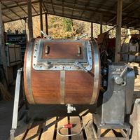 Zangola antica in legno