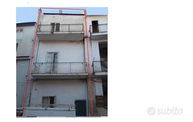 Terratetto semiindipendente