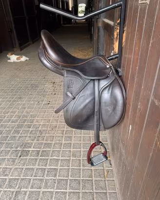 Sella cavallo pelle marrone