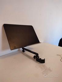 K&M Leggio con supporto asta