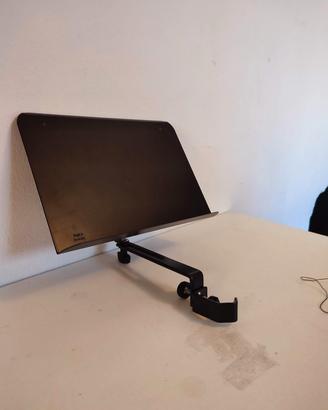 K&M Leggio con supporto asta