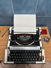 Macchina per scrivere Sperry Remington