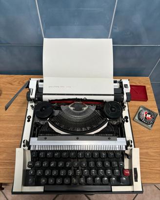 Macchina per scrivere Sperry Remington